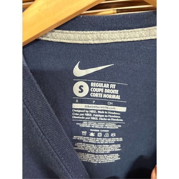 Nike Atlanta Braves Regular Fit Small (S) T-Shirt - Picture 3 of 7